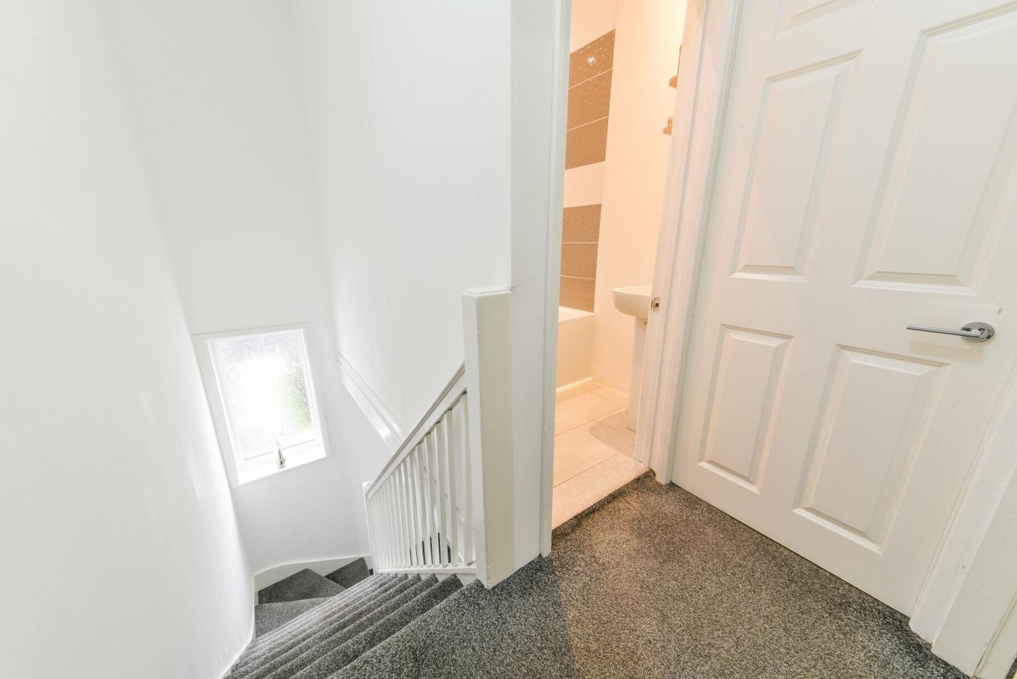 Bromley Serviced Apartments - Beckenham Place Park - London - 2 Bed House - Free Parking - 2 Beds 1 Sofabed Dış mekan fotoğraf