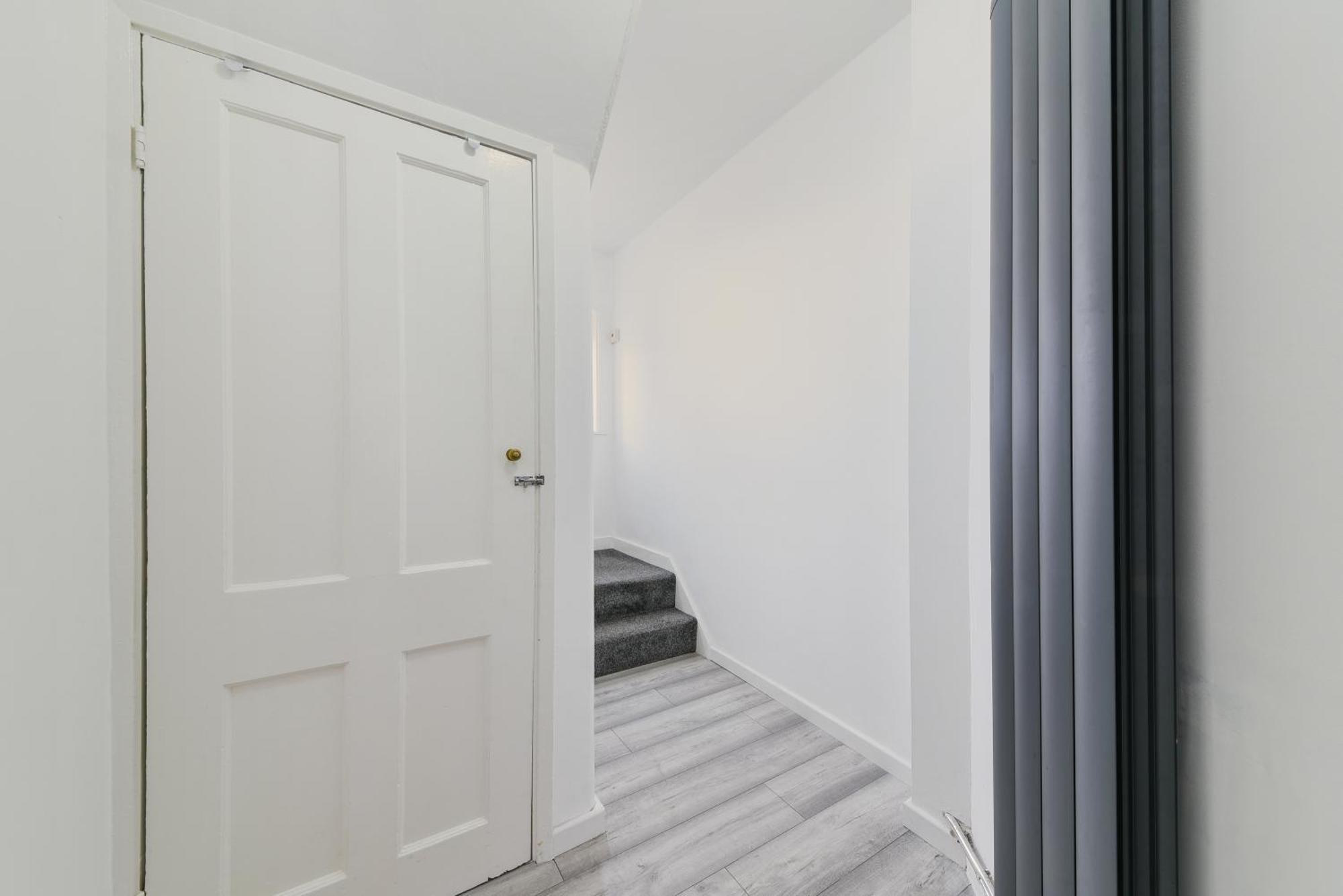 Bromley Serviced Apartments - Beckenham Place Park - London - 2 Bed House - Free Parking - 2 Beds 1 Sofabed Dış mekan fotoğraf