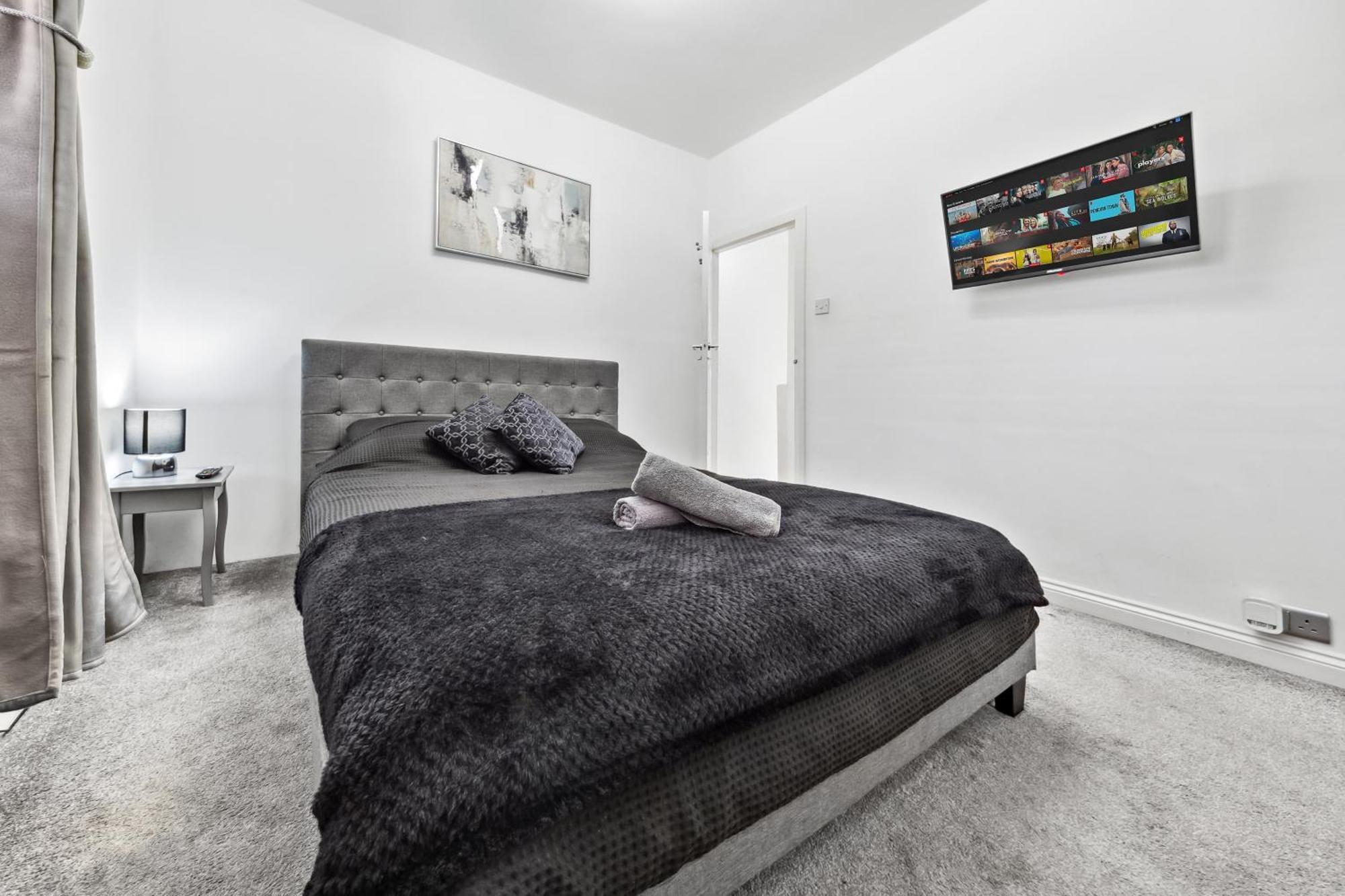 Bromley Serviced Apartments - Beckenham Place Park - London - 2 Bed House - Free Parking - 2 Beds 1 Sofabed Dış mekan fotoğraf